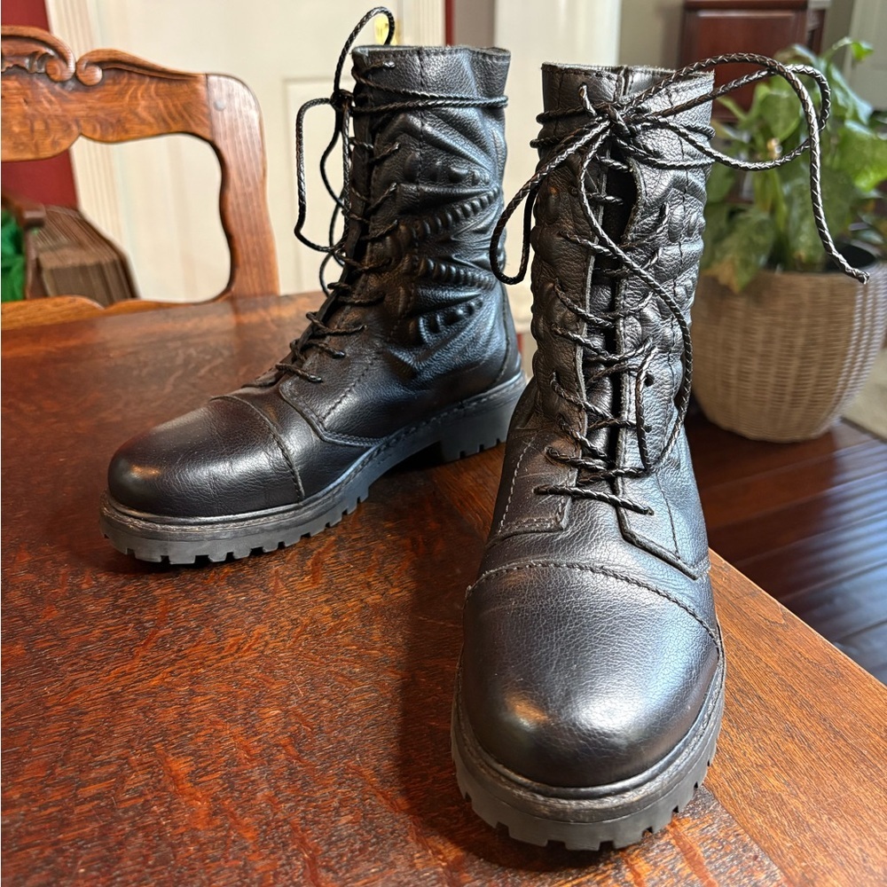 Rare Iris Van Herpen Sculptural Combat Boots - Size 38